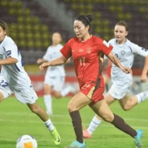 爱游戏体育-2:1险胜乌兹别克！中国U20女足晋级，硬仗日本成照妖镜